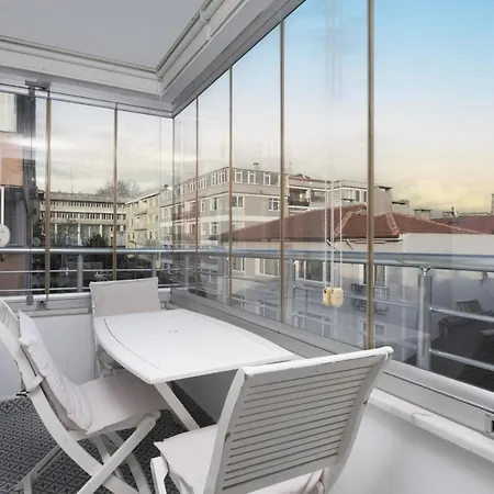 Captivating Flat With Balcony Near Besiktas Pier Apartman *