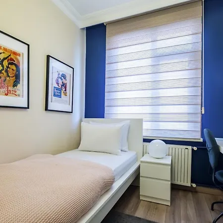 Captivating Flat With Balcony Near Besiktas Pier Apartment *