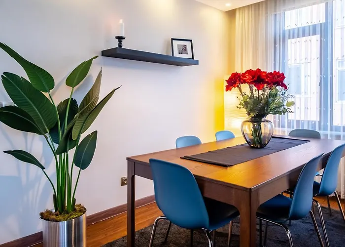 Captivating Flat With Balcony Near Besiktas Pier *