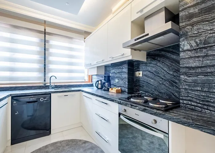 Captivating Flat With Balcony Near Besiktas Pier Appartement