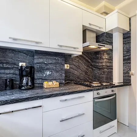 Apartamento Captivating Flat With Balcony Near Besiktas Pier Istambul